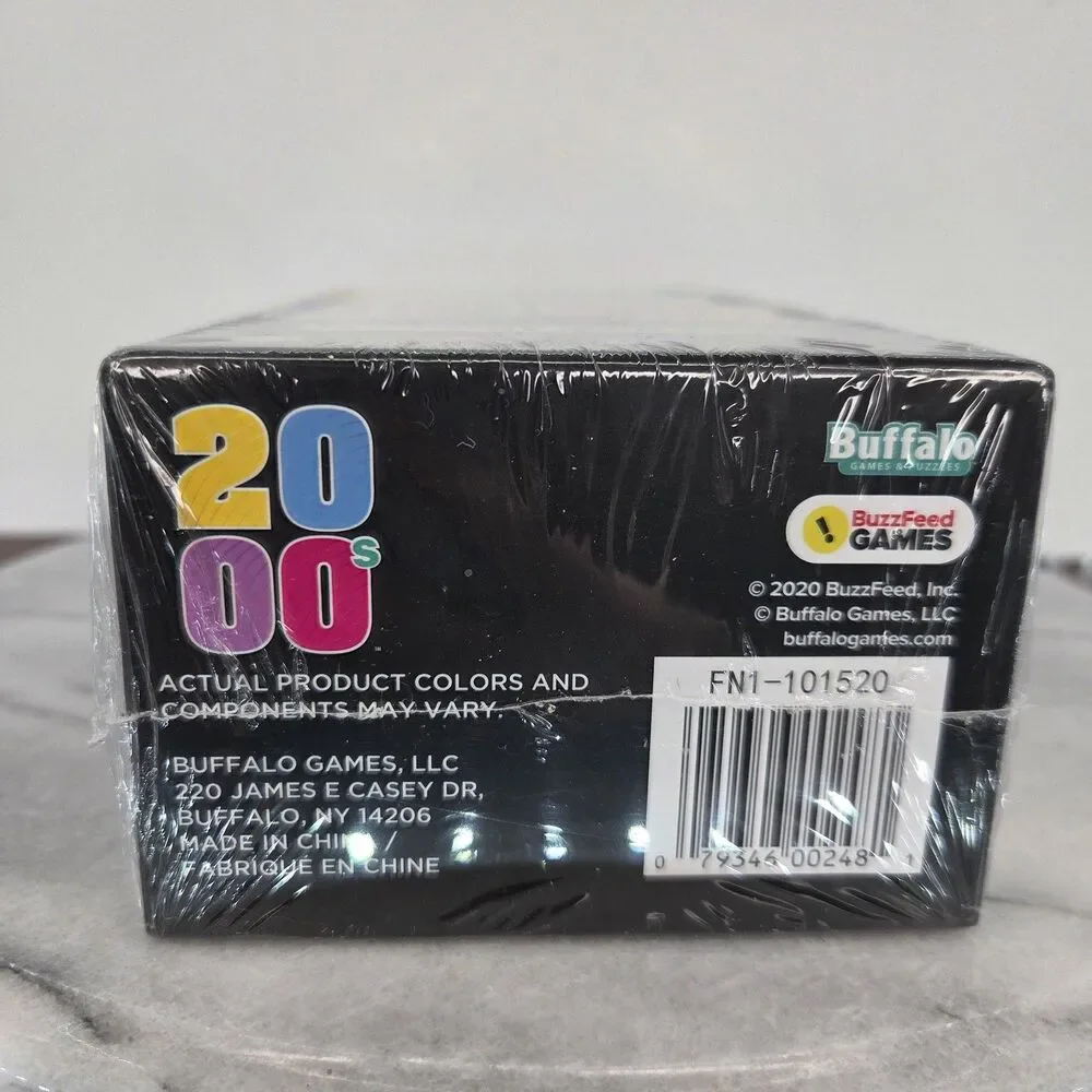 Buffalo Games BuzzFeed 2000s Ultimate Trivia Party Game 400+ Qs New Sealed - Picture 6 of 6